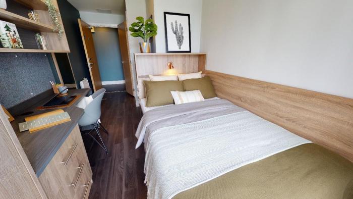 Student Only Ensuite Room in a Apartment at Abacus House