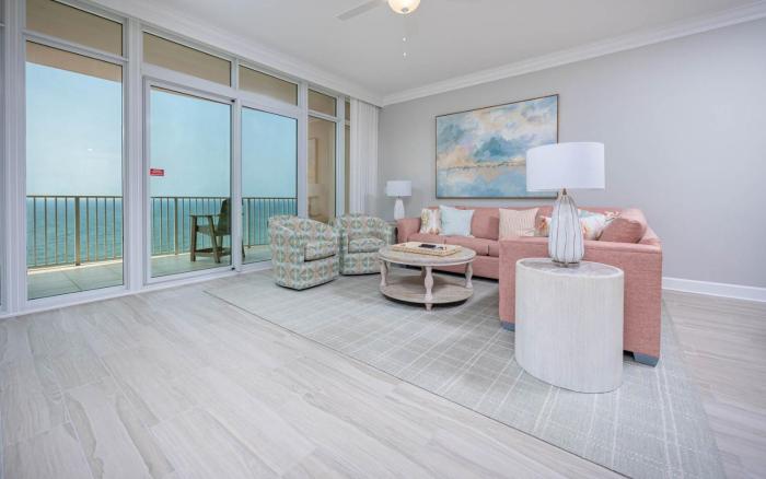 Phoenix Gulf Towers 2003 condo