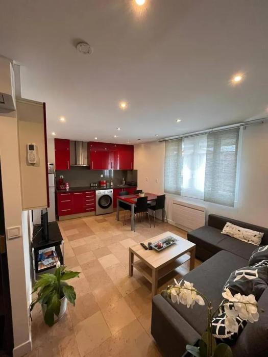 Appartement moderne à Aubervilliers - 45 m² - Parking payant