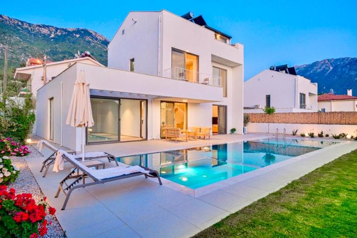 Villa İon İndoor heated pool, Sauna, Jacuzzi, Underfloor heating system