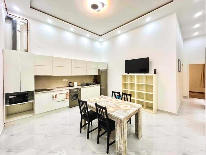 Stylish Haven in the City Center