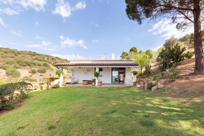 Villa Maffi - spaziosa, vista mare e parcheggio