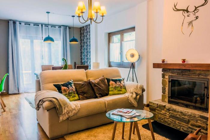 Apartamento a 15 minutos de Baqueira con parking y terraza