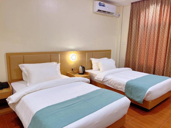 FASHION INTERNATIONAL HOTEL
