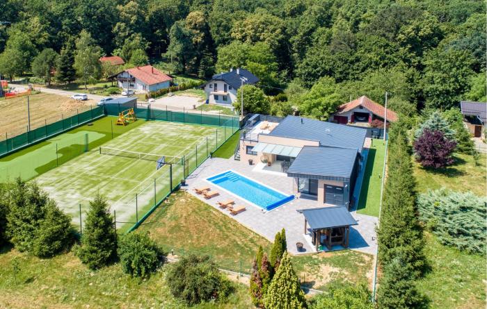 Cozy Home In Koprivnica With Wifi