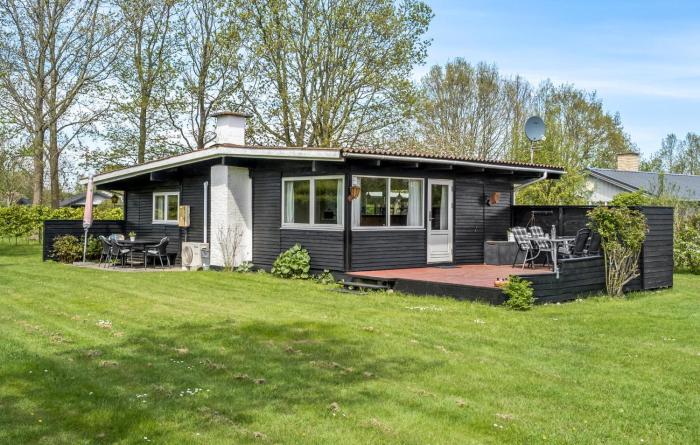 Gorgeous Home In Sydals With Wifi