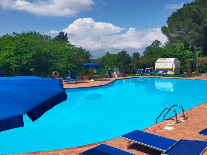 Holiday Travel Genius at Toscana Holiday Village