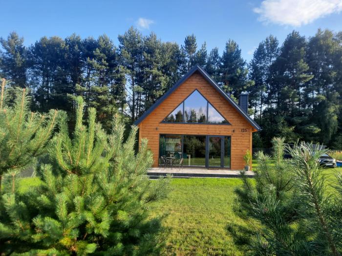 Domek przy lesie na Roztoczu