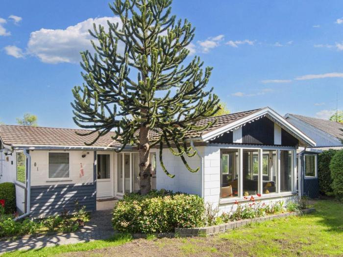 4 star holiday home in Glesborg-By Traum