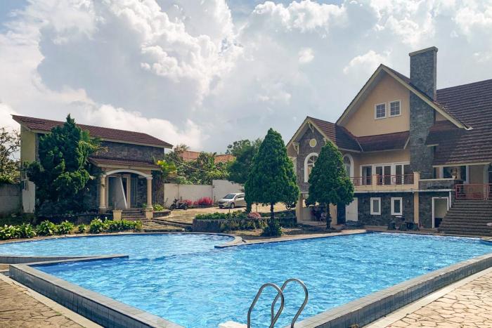 Urbanview Hotel Villa Q Gisting by RedDoorz