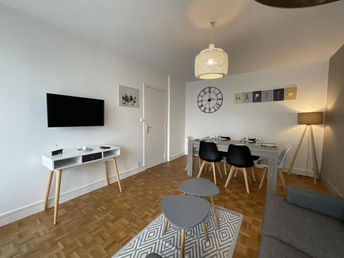 LÉperon - Centre - Parking - 6 pers