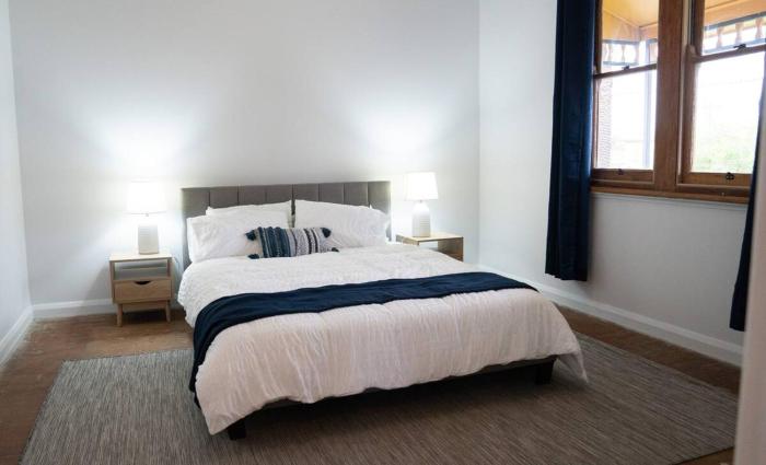 East Albury home near hospital & sports precinct