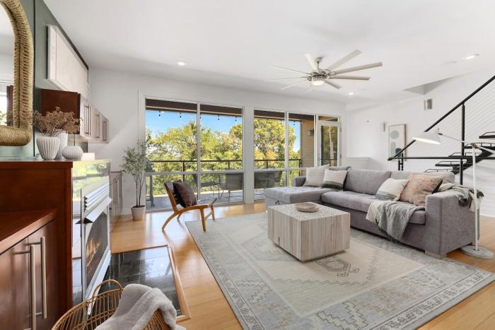 Noble Nest 5 Min to Downtown and U of A