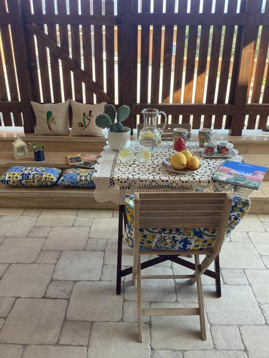 Casa iusu - Home with patio near the sea and Palermo