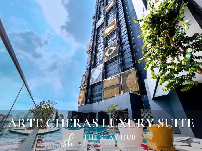 Arte Cheras Luxury Suites - Near TBS & MRT - Easy Access to TRX, Stadium -Bukit Jalil, KLCC- Free 1Parking