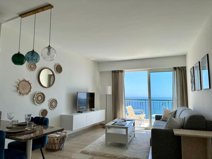 Splendide vue mer, proche centre Beausoleil