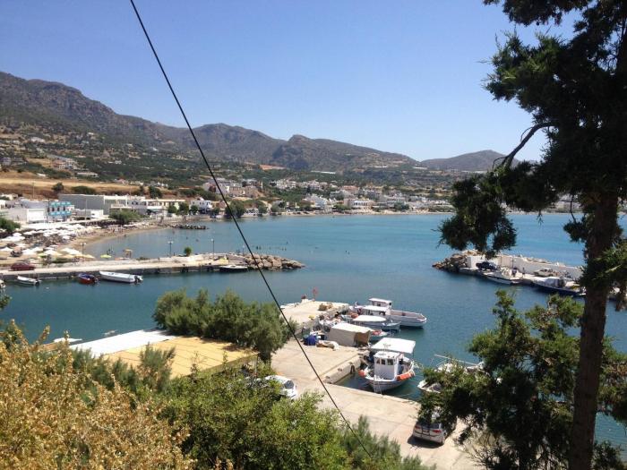 Family sea view apartment near the beach