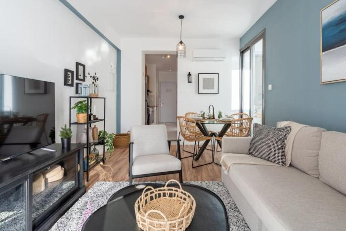 Moon Light 1-Bedroom Apartment in Larnaca