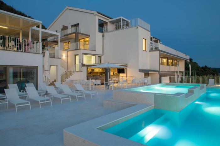 Zlatni Zalaz,Apartments,Supetarska Draga