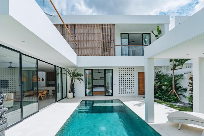 NEW Canggu Rooftop, 3BR Pool, Bathtubs & Luxe Balcony