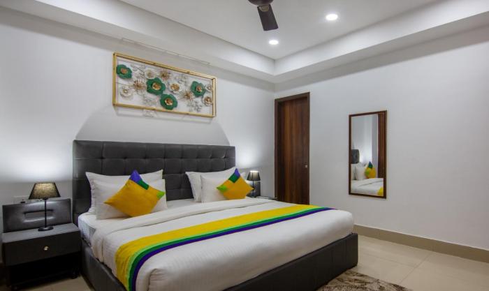 Hotel Fortune Home Noida Sector 135