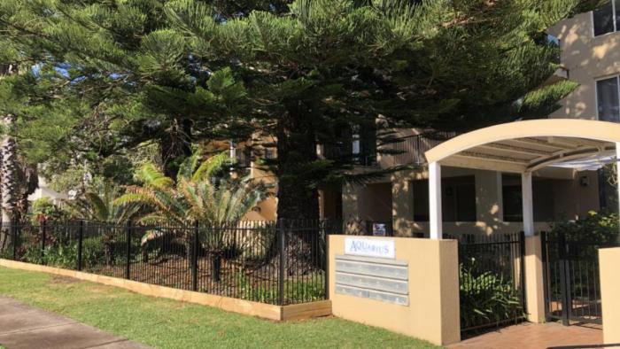 2 Aquarius - Beside The Beach