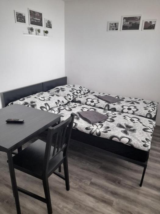 Apartments Vančurova private parking