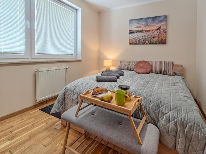 Reagan Park Residence - Parking&Balcony - by Rentujemy