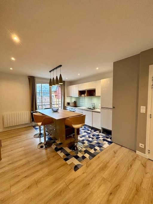 Le petit écolier - Hyper centre Proxi gare-plage