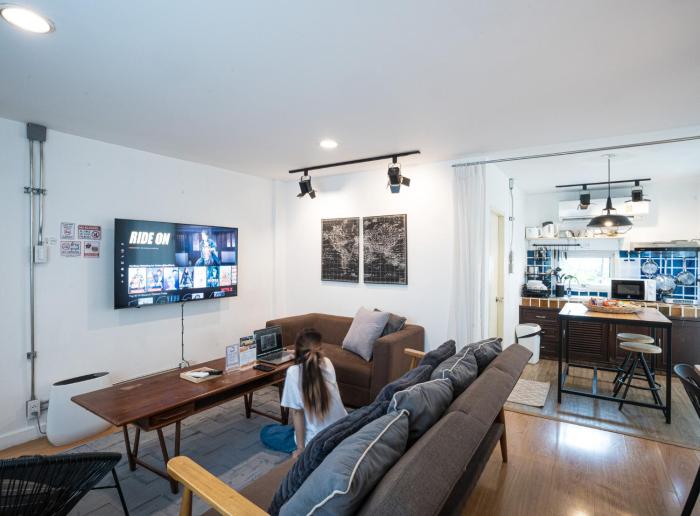 2 Bedrooms 1 living room near Old City