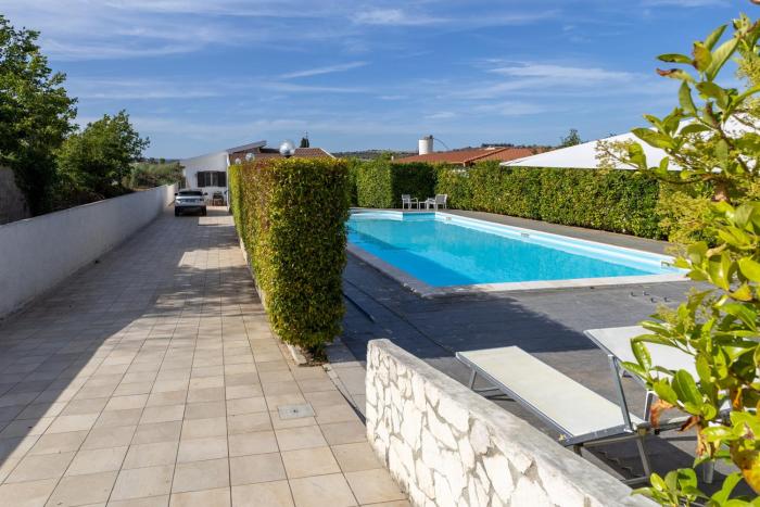 Villa Giacomo con piscina