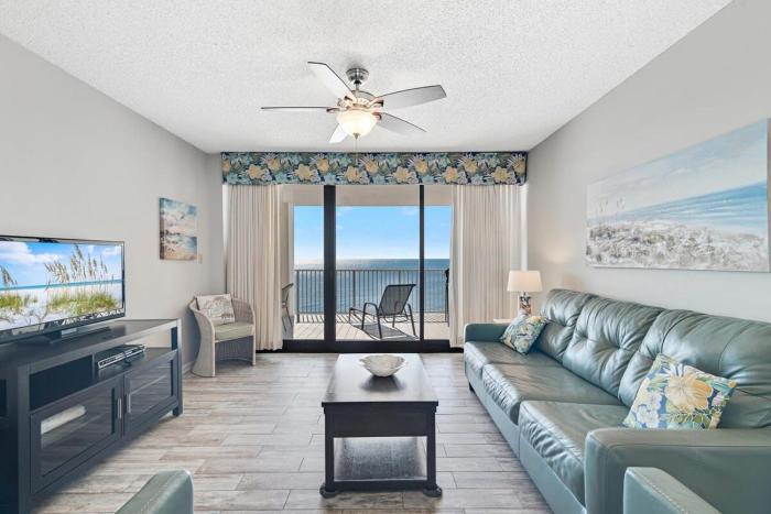 Windward Pointe 804- Sleeps 10 beachfront Resort amenities