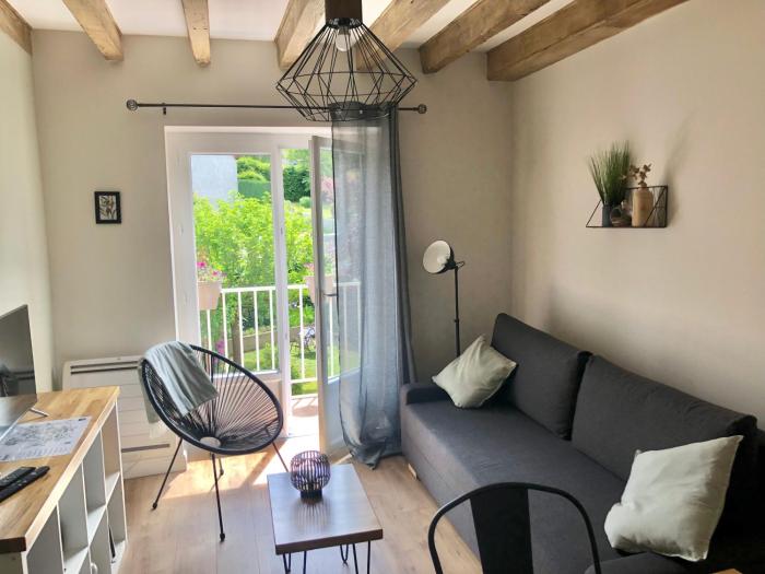 VerOliv Appartement calme et cosy proche du centre ville - Lit 180 - Wifi Netflix Youtube