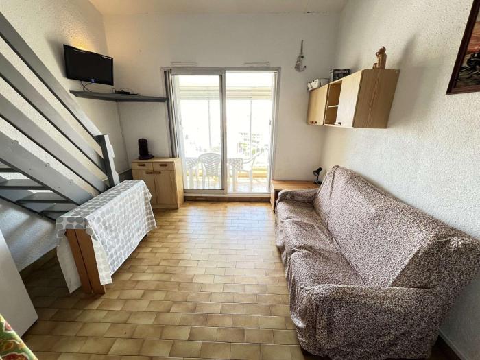 Studio avec cabine + mezzanine pour 4 pers, loggia, proche plage, parking privé - FR-1-702-65