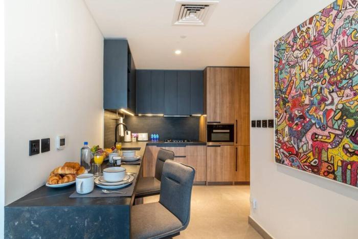 FIRST CLASS Studio Stylish Urban Escape