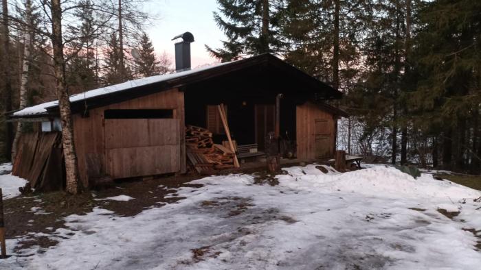 Kleine gemütliche Holzhütte ALLEINLAGE - WLAN bis 5 Personen