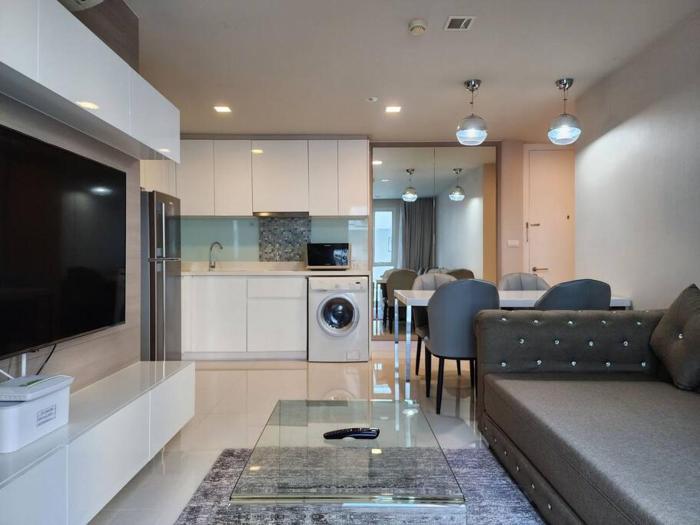 Condominium - Sukhumvit Soi 5 BTS Nana- Room Size 50m2