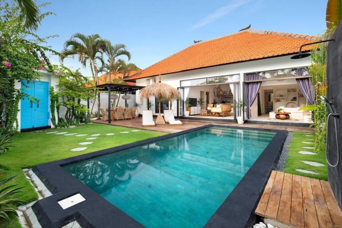 3 Bedrooms Luxury Umalas with private pool