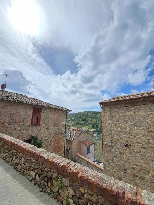 La casa di Dino ,pari