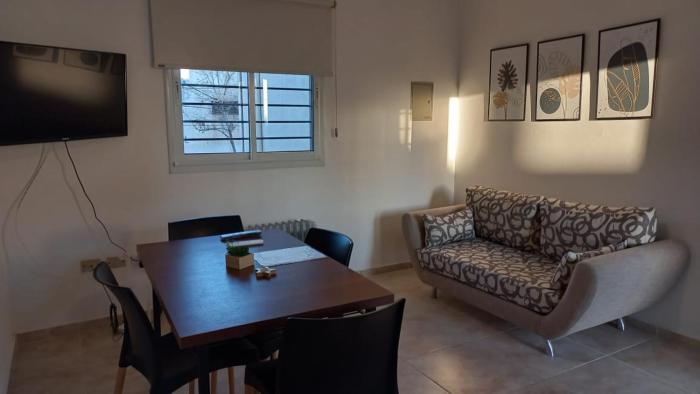 Dpto 1 dormitorio a 2 cuadras de Parque de Mayo
