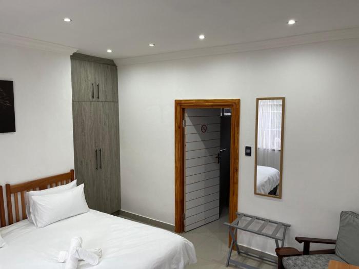 Serenity Guest Lodge