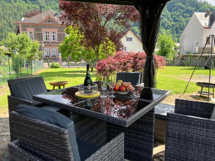 NEU - Ferienwohnungen im Winzergarten