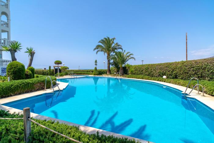 Stella Maris Beachfront 1J by Casasol