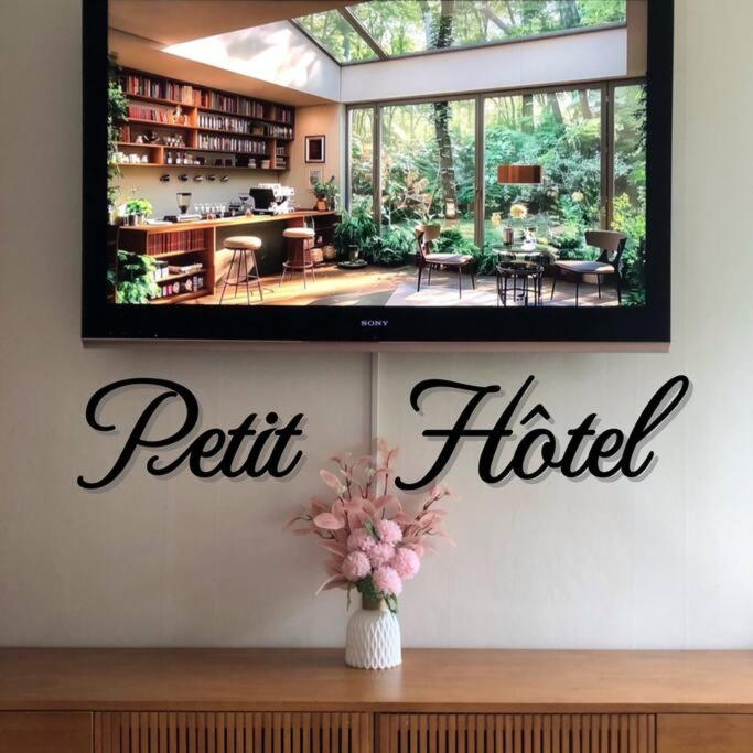 Lovely Petit Hotel Comfy and Cozy Typical Korean style