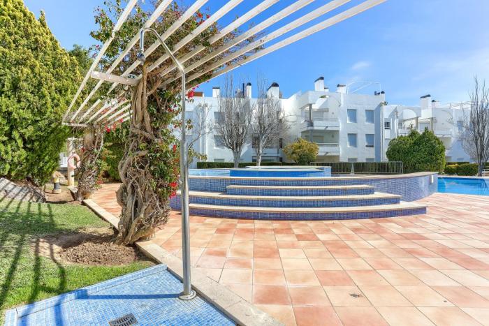 Bellresguard garden flat D