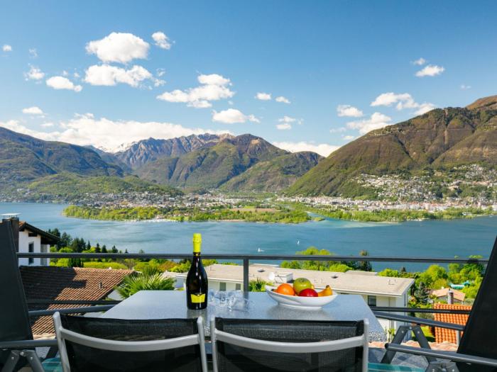 Apartment Residenza Miralago Apt- A5 by Interhome