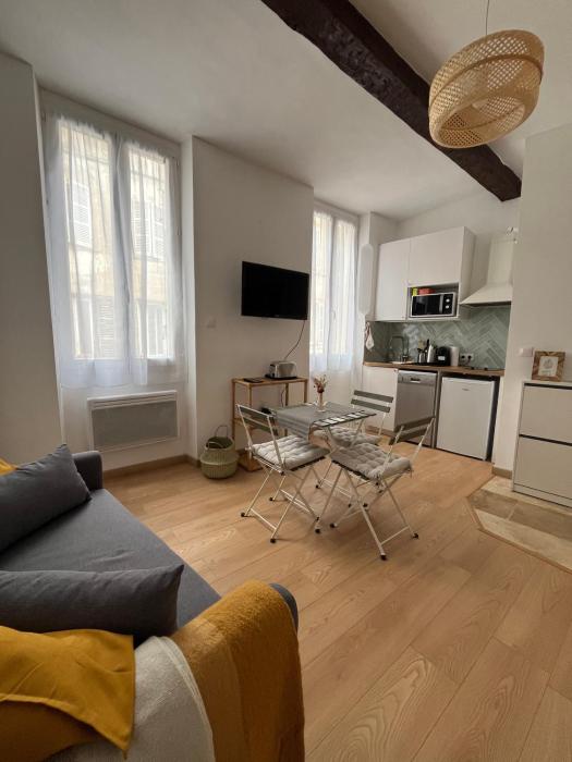 Cosy et central - Cours Julien