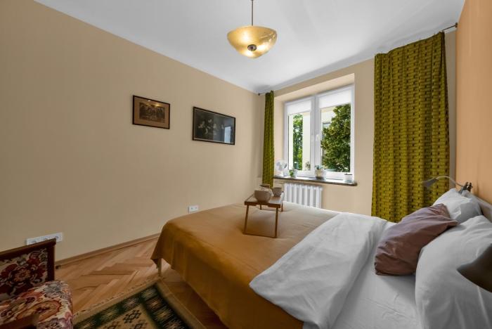 70m2 Warsaw Wola Apartment - Top Location, 2 Bedrooms, 1st Floor - by Rentujemy