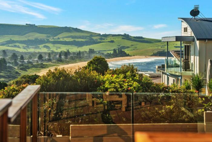 Janes at Werri, Gerringong