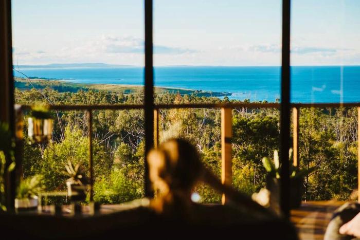 Black Wattle Coastal Retreat